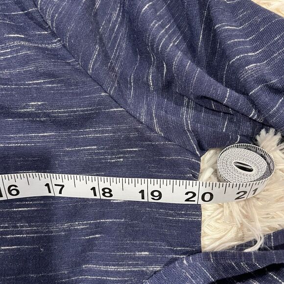 Nike Women’s Dri Fit NY Yankees Hoodie Size Large NWT MSRP $55 - Picture 3 of 11